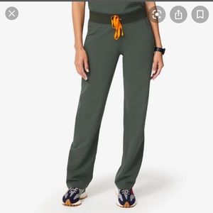 Figs scrub bottoms in Moss Green size medium tall